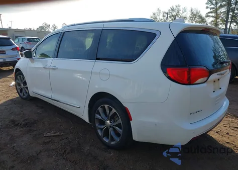 2017 Chrysler Pacifica Limited z USA, uszkodzony, nr VIN 2C4RC1GG5HR730186